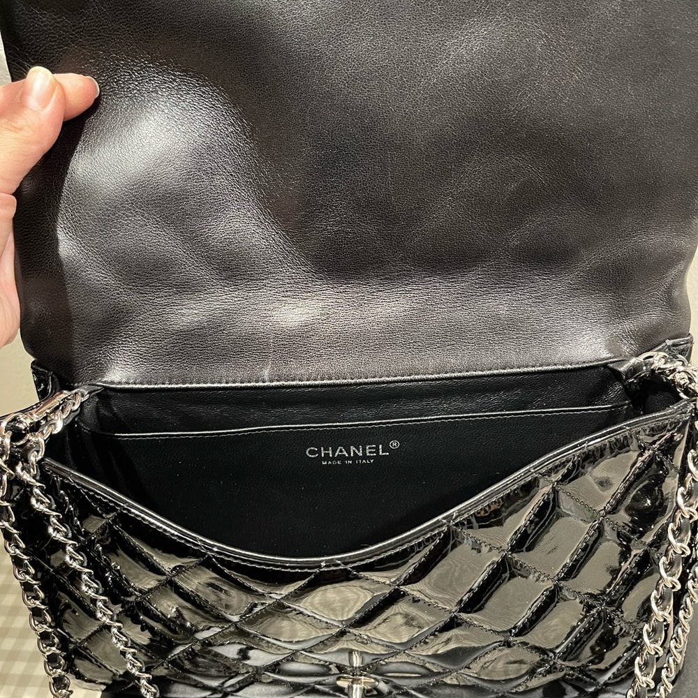 Authentic Chanel Patent Clutch - Picture 5 of 7